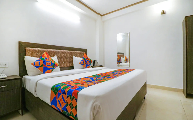 FabHotel Dolphin International
