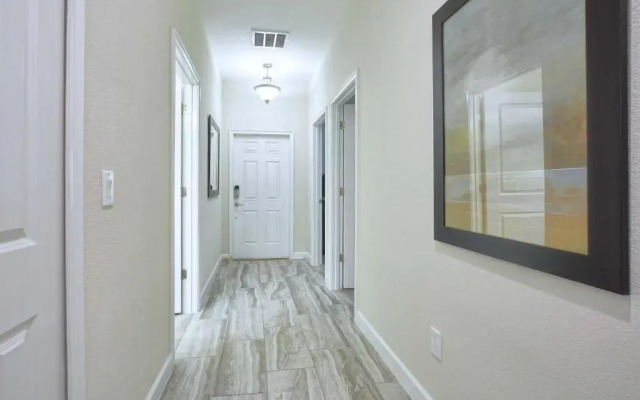 Storey Lake-5 Bedroom Townhouse w/Splashpool-1617ST