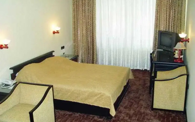 Petrol Company Hotel