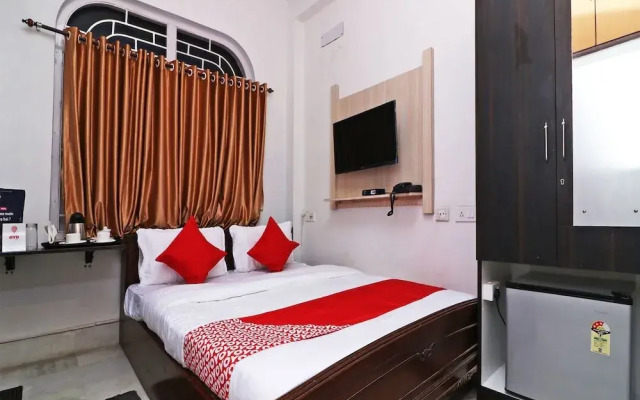 Oyo 15579 Monurama Homestay