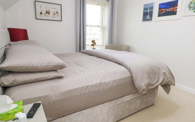 Harbour Reach 7
