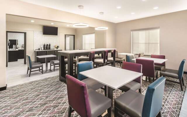 La Quinta Inn & Suites by Wyndham Rome