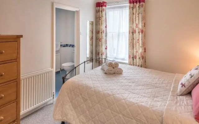 Luccombe Villa Holiday Apartments