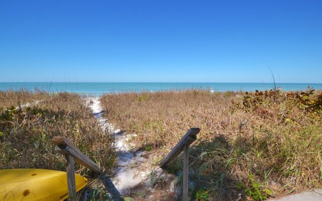 Beachfront Dream - Four Bedroom Home