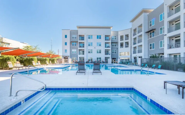 WanderJaunt - Luxe Tempe Apartments