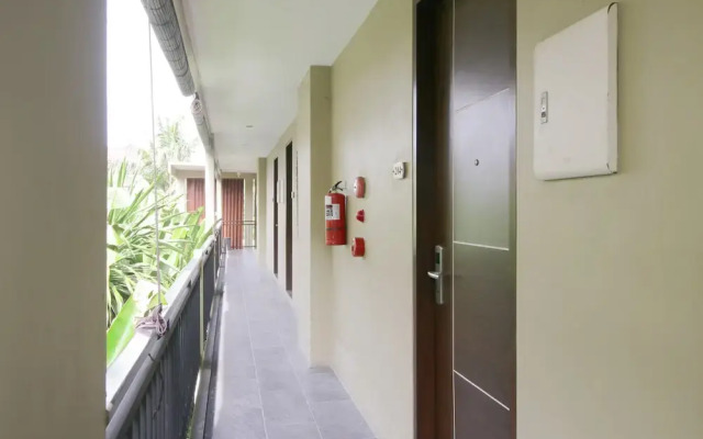 Airy Seminyak Dewi Sri Empat Cendana 67 Bali