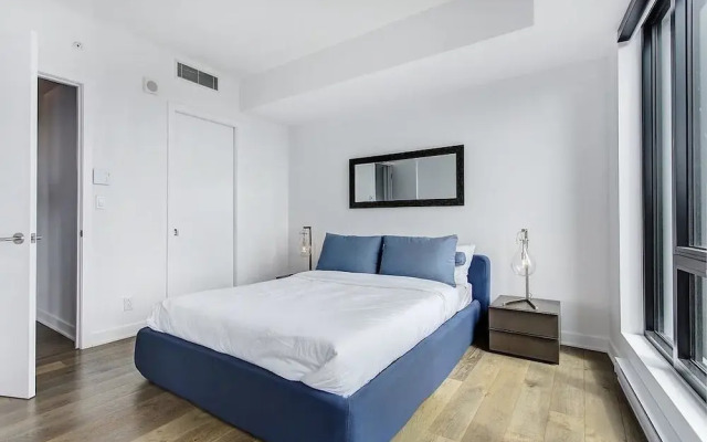 Bell Centre Apartments by Hometrotting