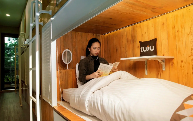 Tuju Arteri Pods