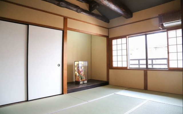 Nijo Castle Machiya House