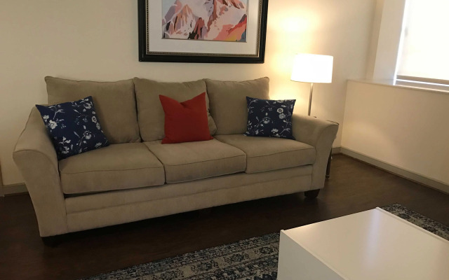 Downtown Dallas Good Value 1 Bedroom Apt