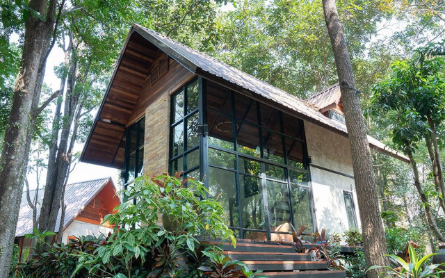 Bhupimarn Garden House By Zuzu