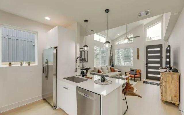 Modern Austin Retreat w/ Heated Cowboy Pool!