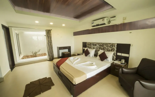 Shelter Beach Resort