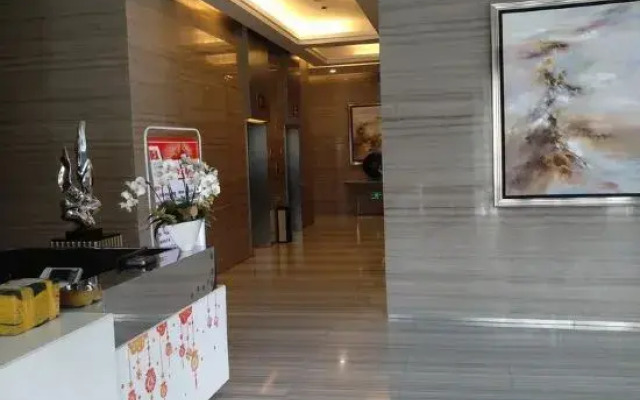 Fusion International Garden Apartment