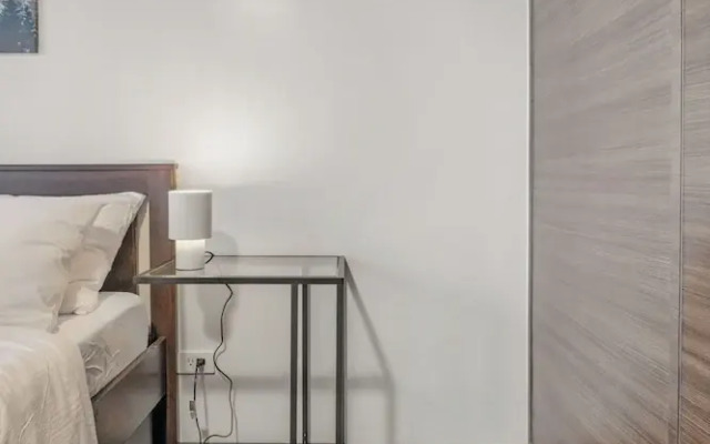 Room-makati 1BR With Skyline View at Air