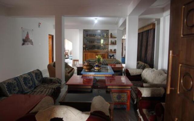 Vamoosetral Ravangla