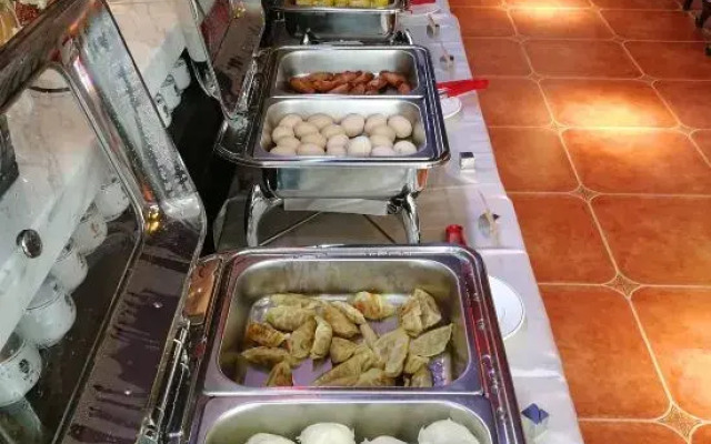 Lianjiang Changmao Holiday Inn (Xinyi middle school store)