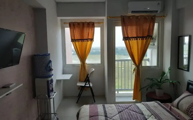 Grand Sentraland Karawang by Gkit Room