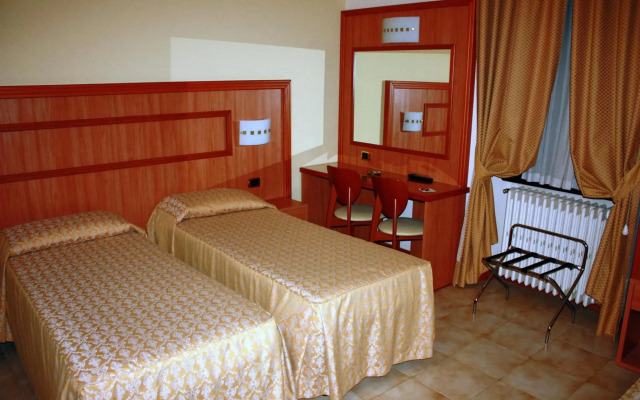 Piccolo Hotel