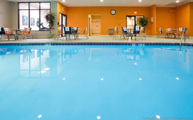 Spark by Hilton La Crosse Onalaska