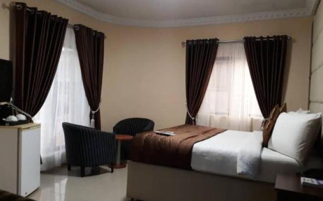 Presken Hotels @ Opebi, Lagos