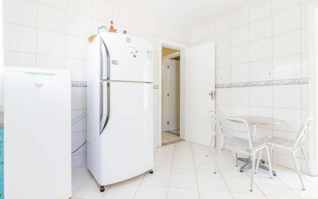 GB08 Aconchegante Casa 4 Suítes em Guarajuba