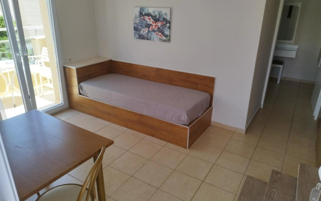 Blue Sky Apartments Malia