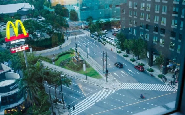 Prime BGC Location Apartments by PH Staycation