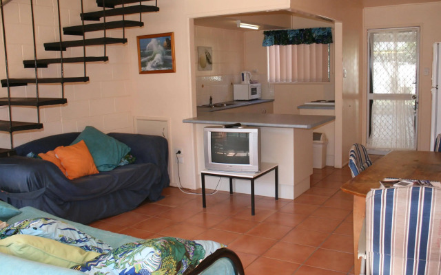 Pippies Beachhouse Units