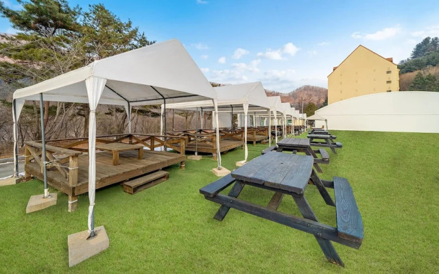 Gapyeong Chengpyeong Caviar Pension