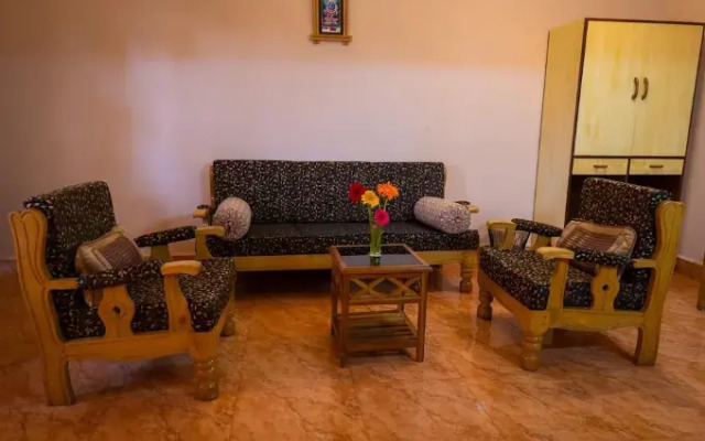 Alcove Beach Resort