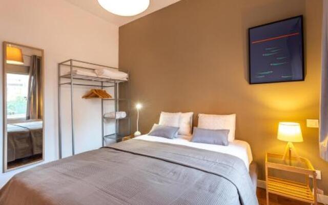 Stay U-nique Apartments Parlament