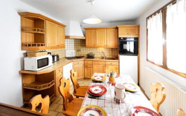 Apartment Levassaix 1