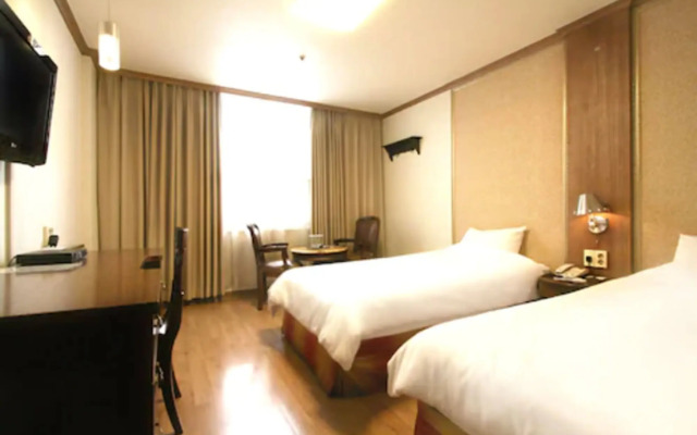 Olympic Hotel