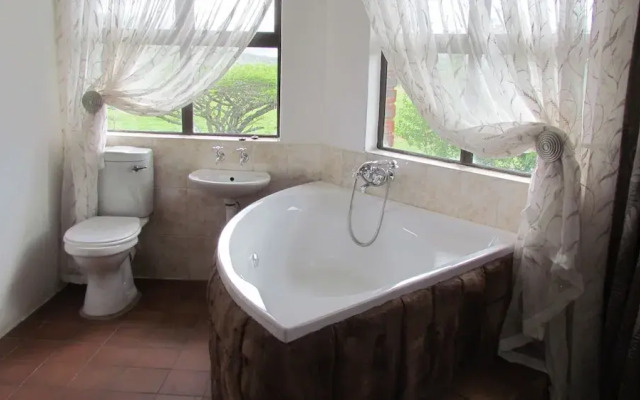 Buffalo Hill Safari Lodge
