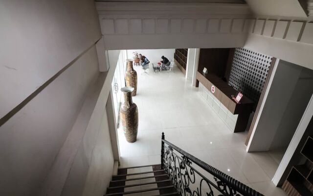 NIDA Rooms Sudirman 240 Marpoyan Damai at Sabrina 81 Hotel