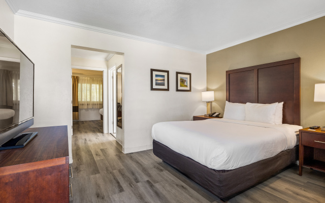 Comfort Inn Santa Cruz North
