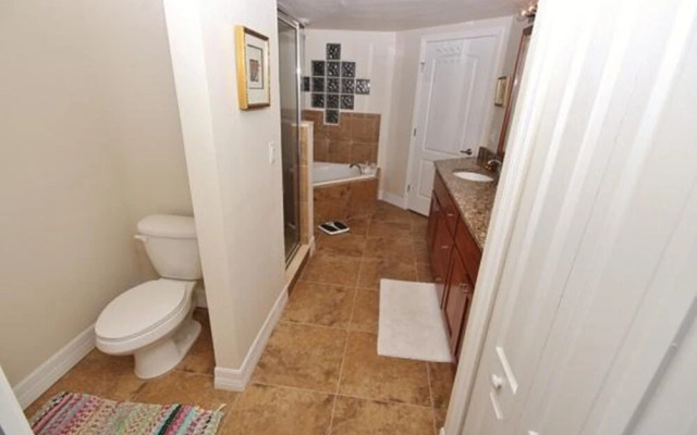 Oceanwalk 18-407 Apartment 3