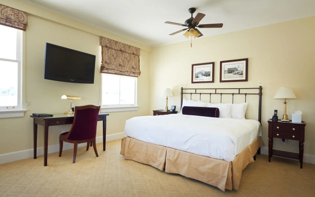 Hotel Settles