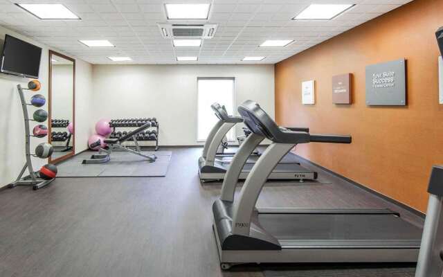 Comfort Suites Marietta - Parkersburg