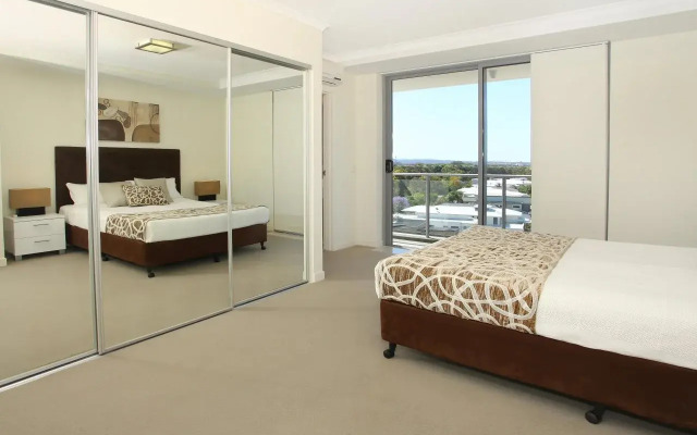 Signature Waterfront Apartments