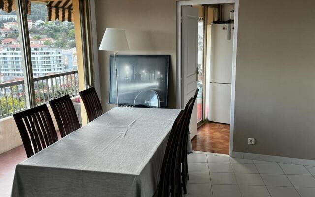 Une terrasse sur Monaco logement 2 chambre