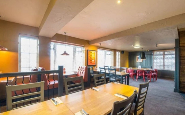 Premier Inn Rotherham East - M18/M1