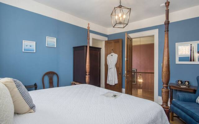 The Lamplighter Bed & Breakfast of Ludington