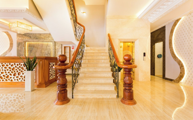 Golden Central Hotel Trang Bang