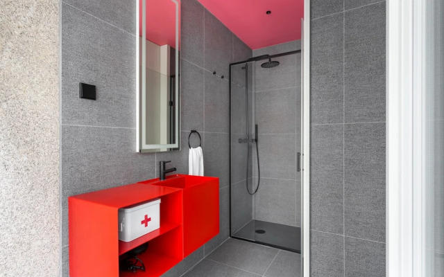 ALTIDO Stylish Self Check-In Studio in Porto