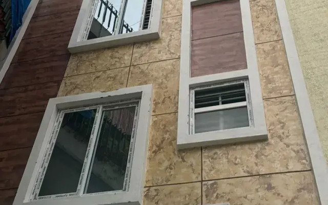 White Stone Apartments