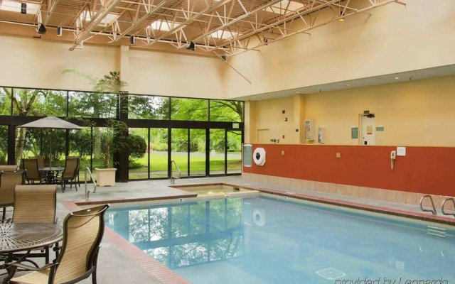 DoubleTree Suites by Hilton Seattle Airport - Southcenter