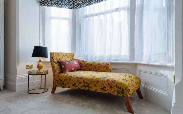 The Clarence Boutique Rooms