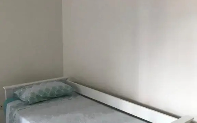 Hermoso departamento 2 amb.Zona pinos de anchorena